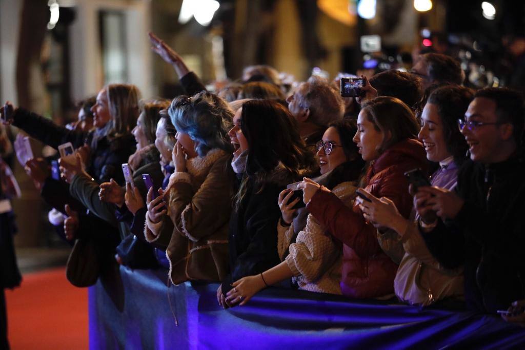 Una inauguración al nivel de Antonio Banderas. El actor reúne a actores, músicos, empresarios y amigos para la primera función oficial de 'A Chorus Line'. 