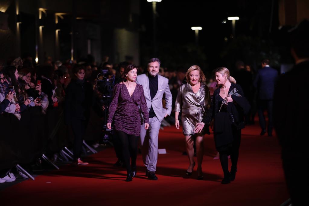 Una inauguración al nivel de Antonio Banderas. El actor reune a actores, músicos, empresarios y amigos para la primera función oficial de 'A Chorus Line'. 