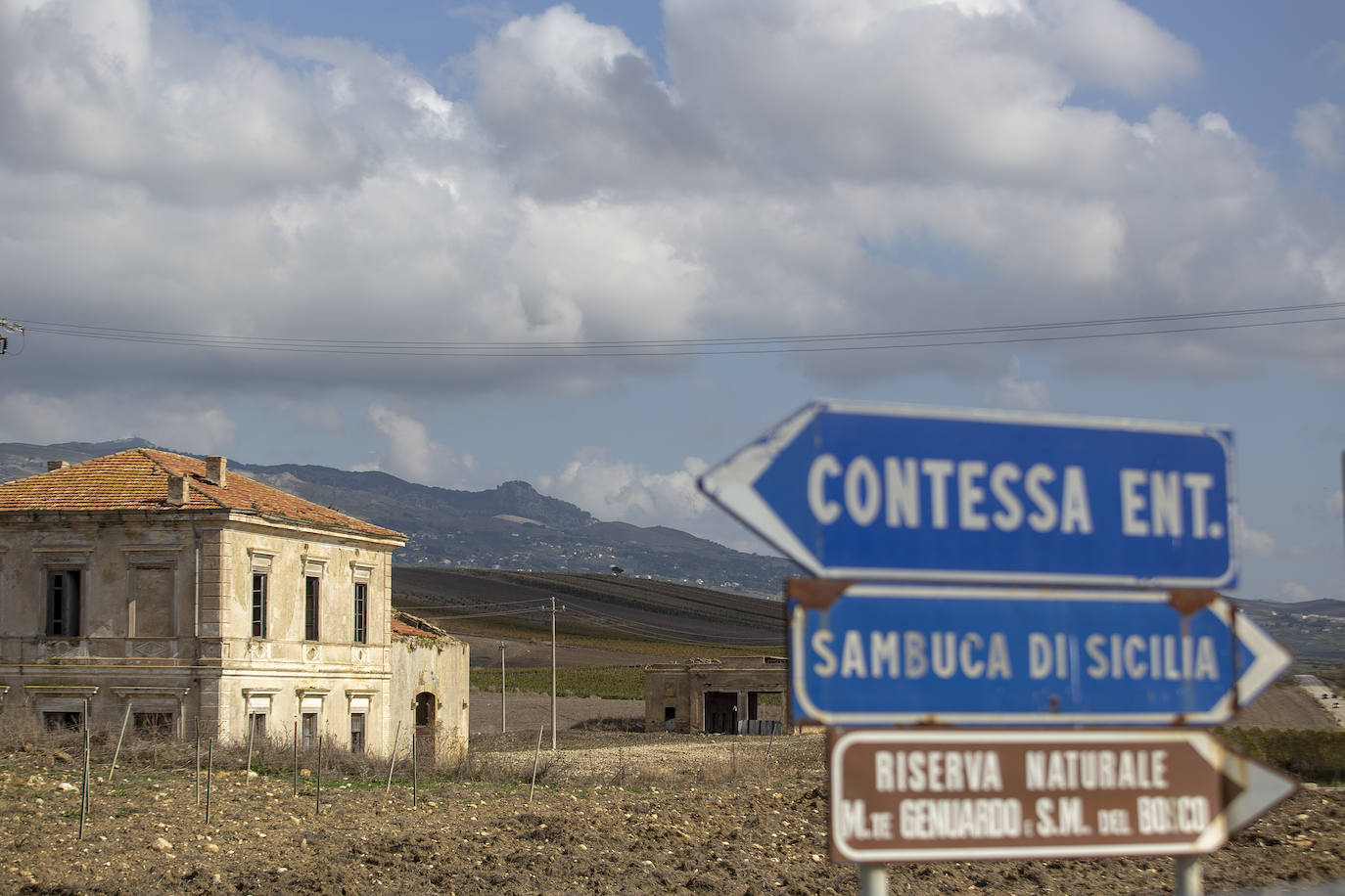 La despoblación se ha convertido en un problema en algunos municipios italianos como Sambuca de Sicilia.