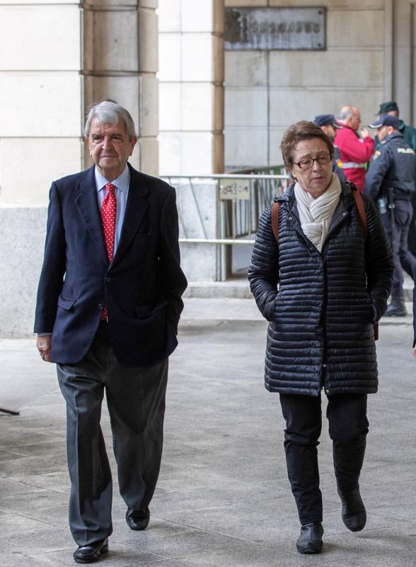 La sentencia del 'caso de los ERE' llega después de casi nueve años de iniciarse la instrucción en enero de 2011 y seis desde que los expresidentes Chaves y Griñán y parte de la cúpula de sus gobiernos fueran señalados como investigados por la primera instructura, Mercedes Alaya. 