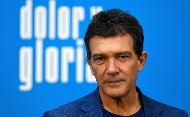 Imagen principal - Arriba, Antonio Banderas, protagonista de 'Dolor y gloria'. Abajo, Belén Cuesta, la gran sorpresa de 'La trinchera infinita', y el cartel del cortometraje 'El nadador', del malagueño Pablo Barce.