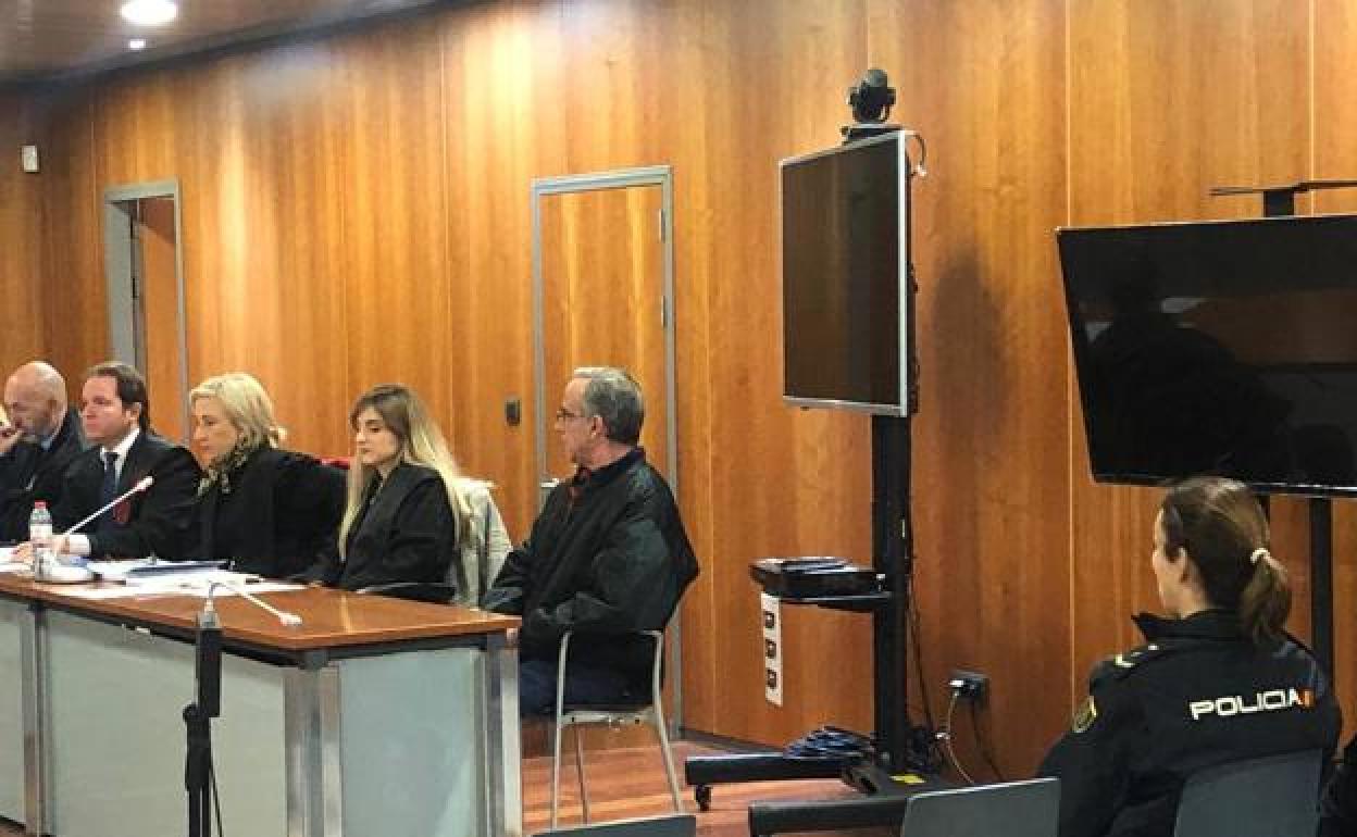 El procesado durante una de las sesiones del juicio. 