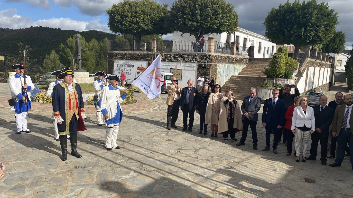 La localidad de la Axarquía y la norteamericana estrechan lazos en torno a Bernardo de Gálvez