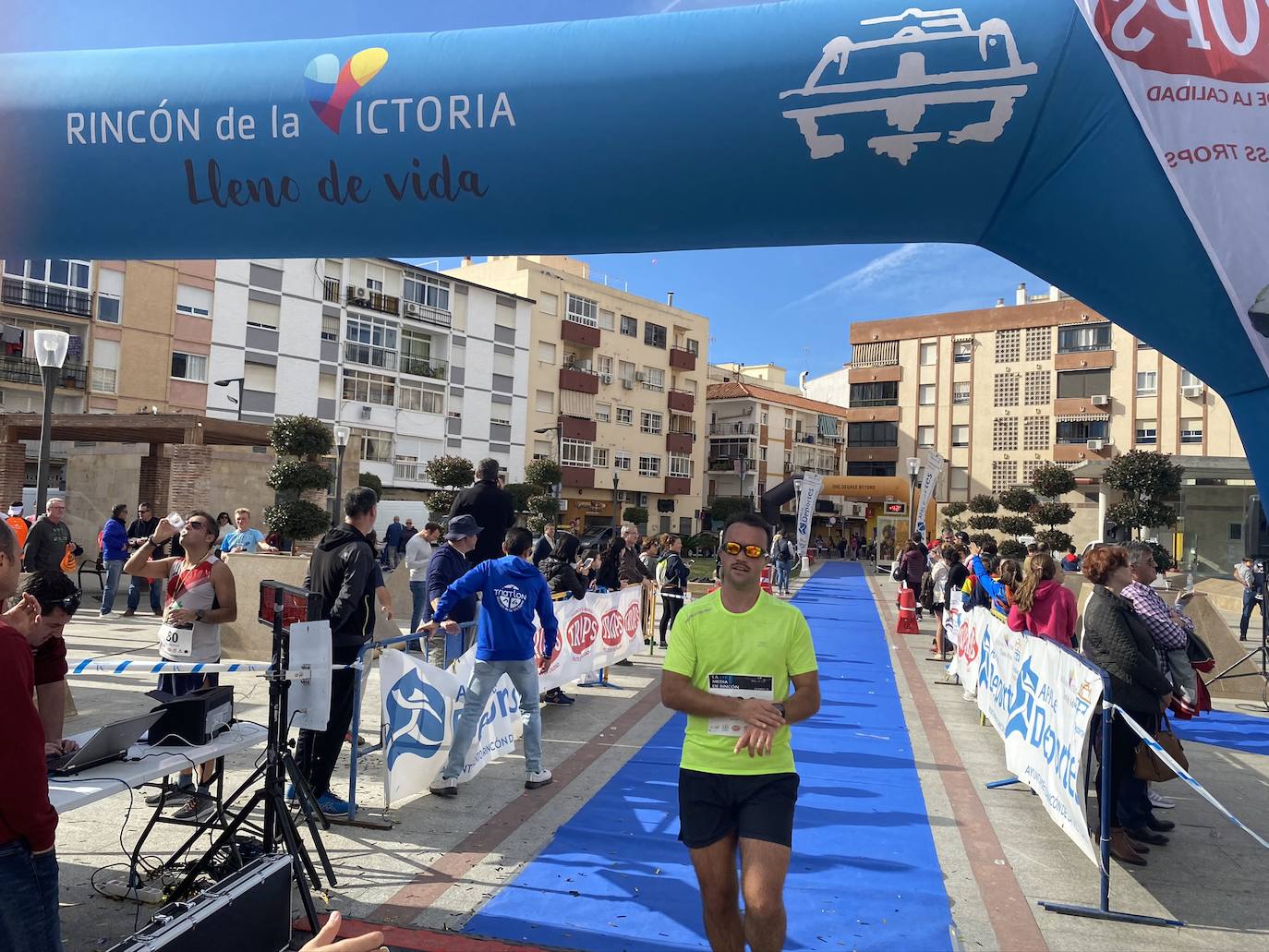 Los corredores Abdelhadi El Moaziz, del Cueva de Nerja-UMA, y Janine Lima, del Atletismo Málaga, se alzaron con la victoria.