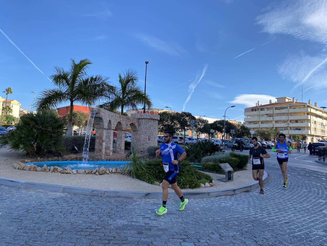 Los corredores Abdelhadi El Moaziz, del Cueva de Nerja-UMA, y Janine Lima, del Atletismo Málaga, se alzaron con la victoria.