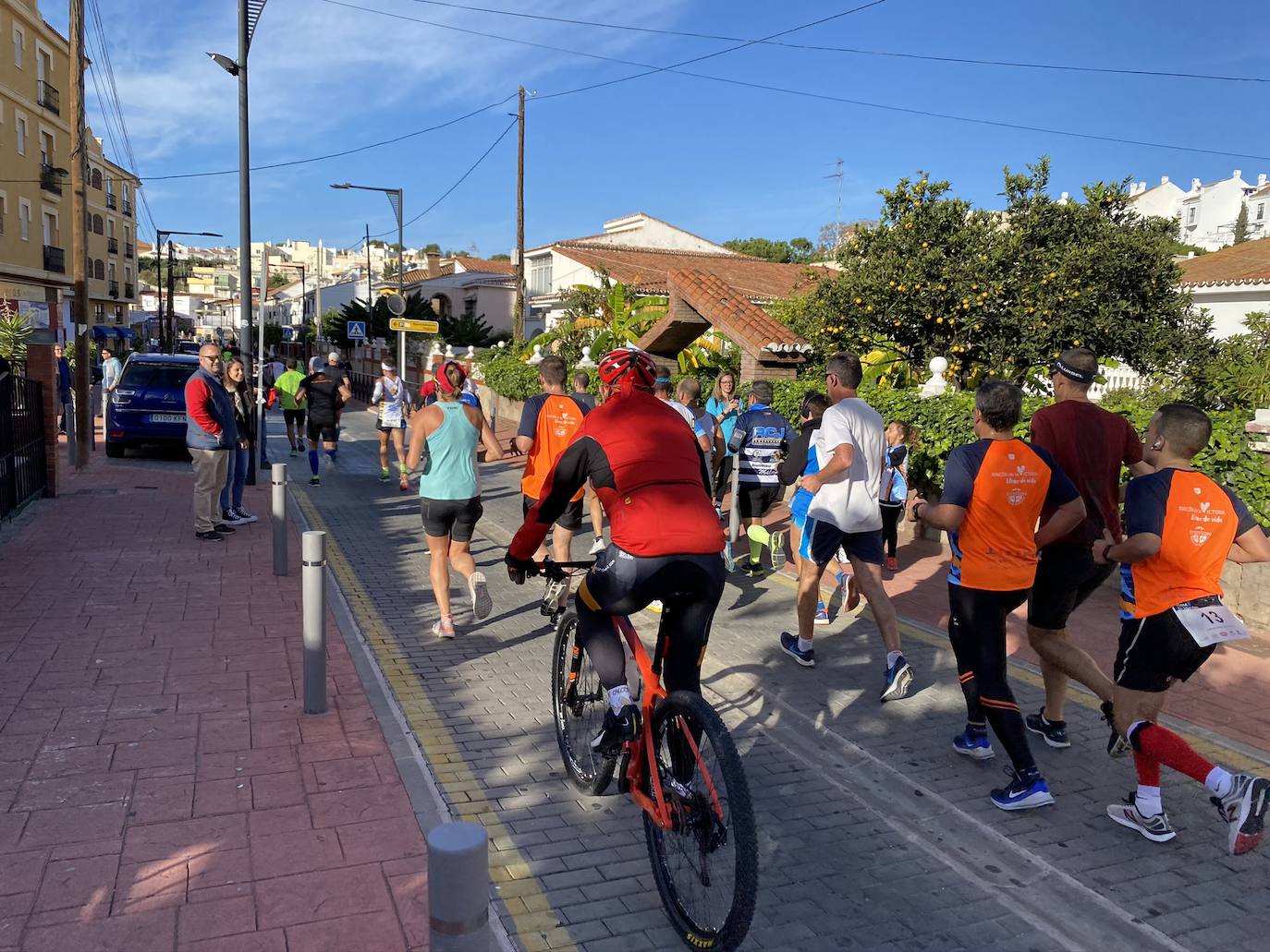 Los corredores Abdelhadi El Moaziz, del Cueva de Nerja-UMA, y Janine Lima, del Atletismo Málaga, se alzaron con la victoria.