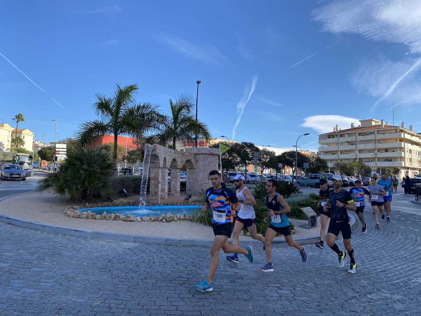 Los corredores Abdelhadi El Moaziz, del Cueva de Nerja-UMA, y Janine Lima, del Atletismo Málaga, se alzaron con la victoria.