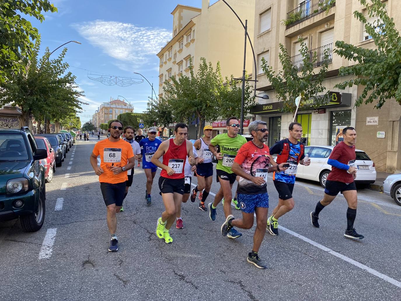 Los corredores Abdelhadi El Moaziz, del Cueva de Nerja-UMA, y Janine Lima, del Atletismo Málaga, se alzaron con la victoria.