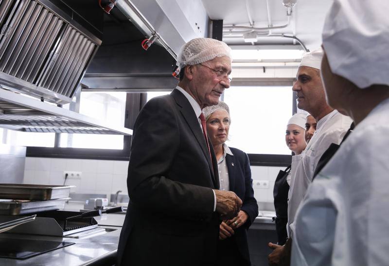 El restaurante de La Cónsula reabre al público. 