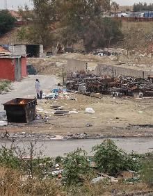 Imagen secundaria 2 - La carretera registra hasta siete zonas de escombros. 