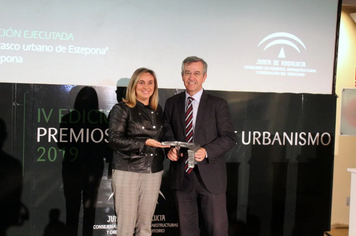 Estepona Obtiene El 'Premio Andalucía + Social' Por Promover Una Ciudad ...