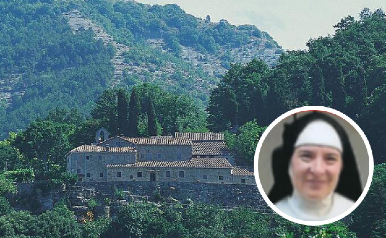 El pintoresco monasterio, del siglo XVII, se ubica entre colinas. Abajo, María Teresa Saccente. 