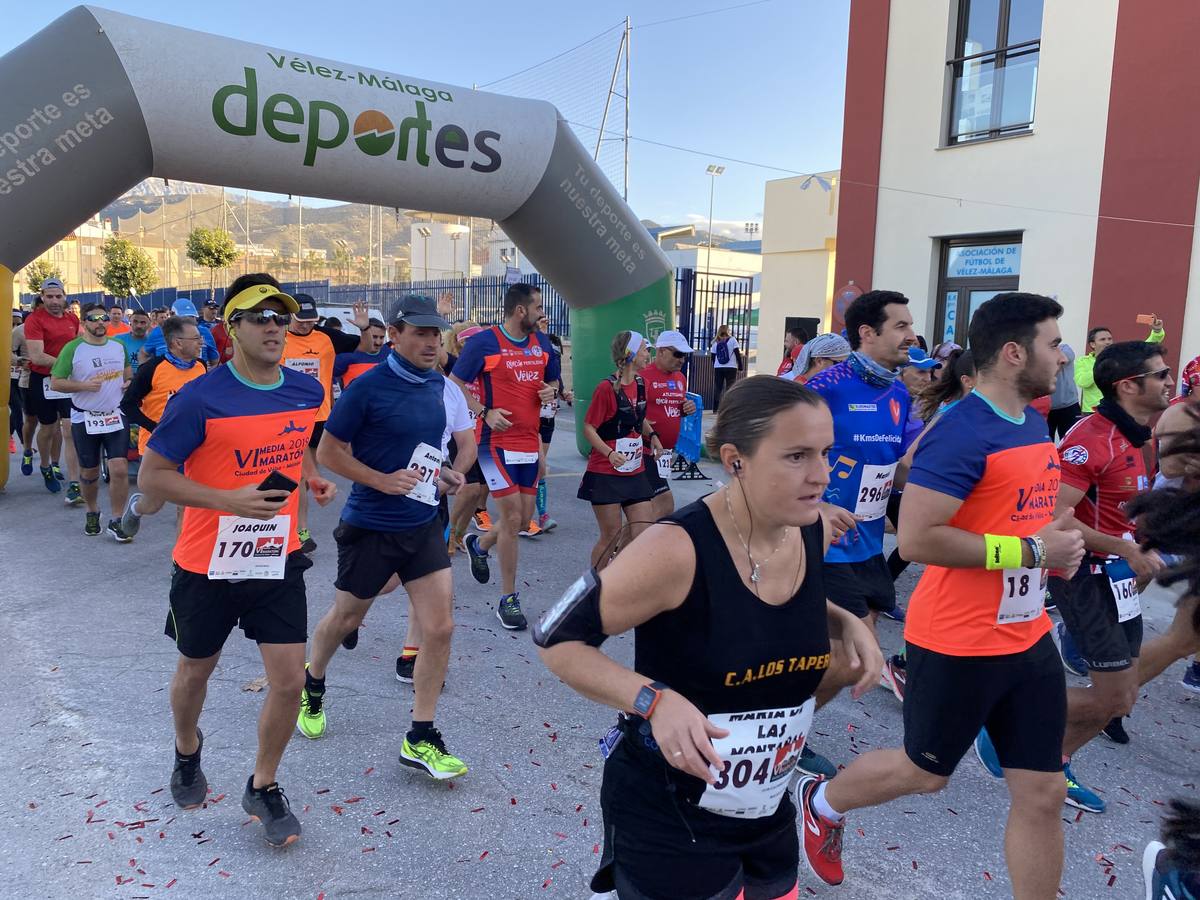 Fotos: ¿Estuviste en la VI Media Maratón de Vélez? Búscate en nuestra galería