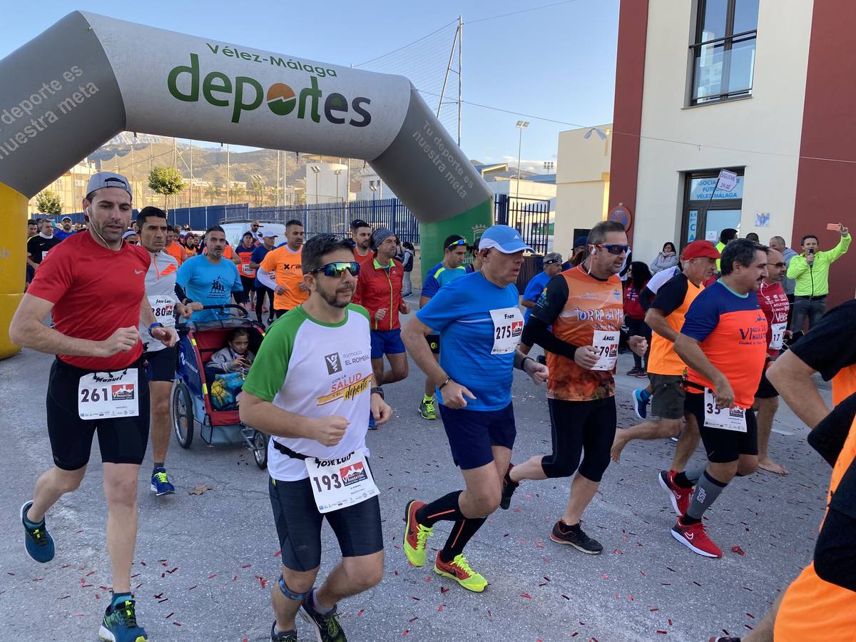 Fotos: ¿Estuviste en la VI Media Maratón de Vélez? Búscate en nuestra galería