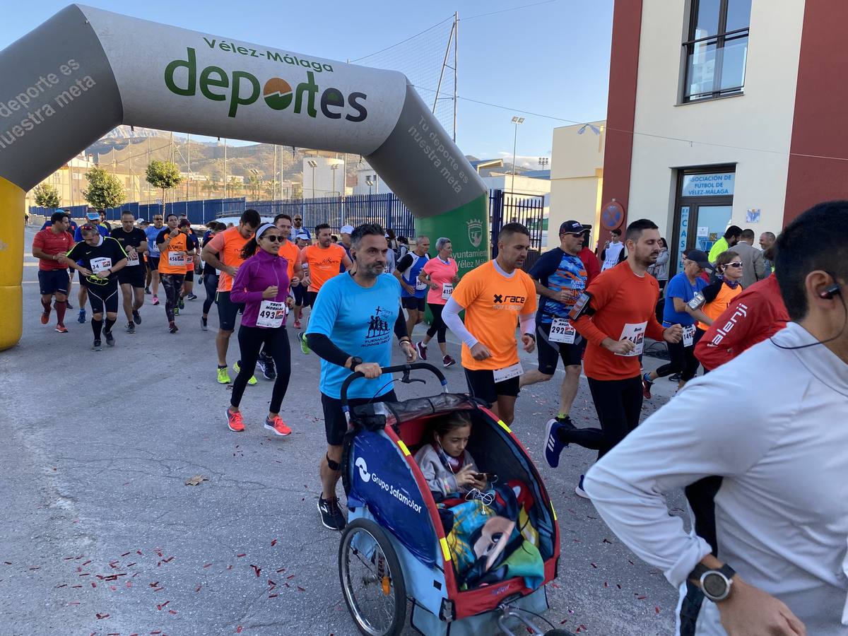 Fotos: ¿Estuviste en la VI Media Maratón de Vélez? Búscate en nuestra galería