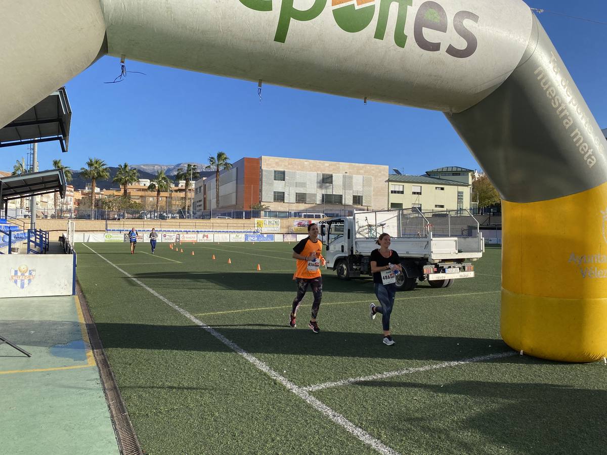 Fotos: ¿Estuviste en la VI Media Maratón de Vélez? Búscate en nuestra galería