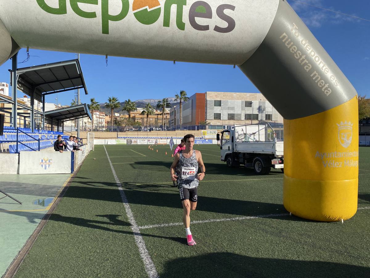 Fotos: ¿Estuviste en la VI Media Maratón de Vélez? Búscate en nuestra galería