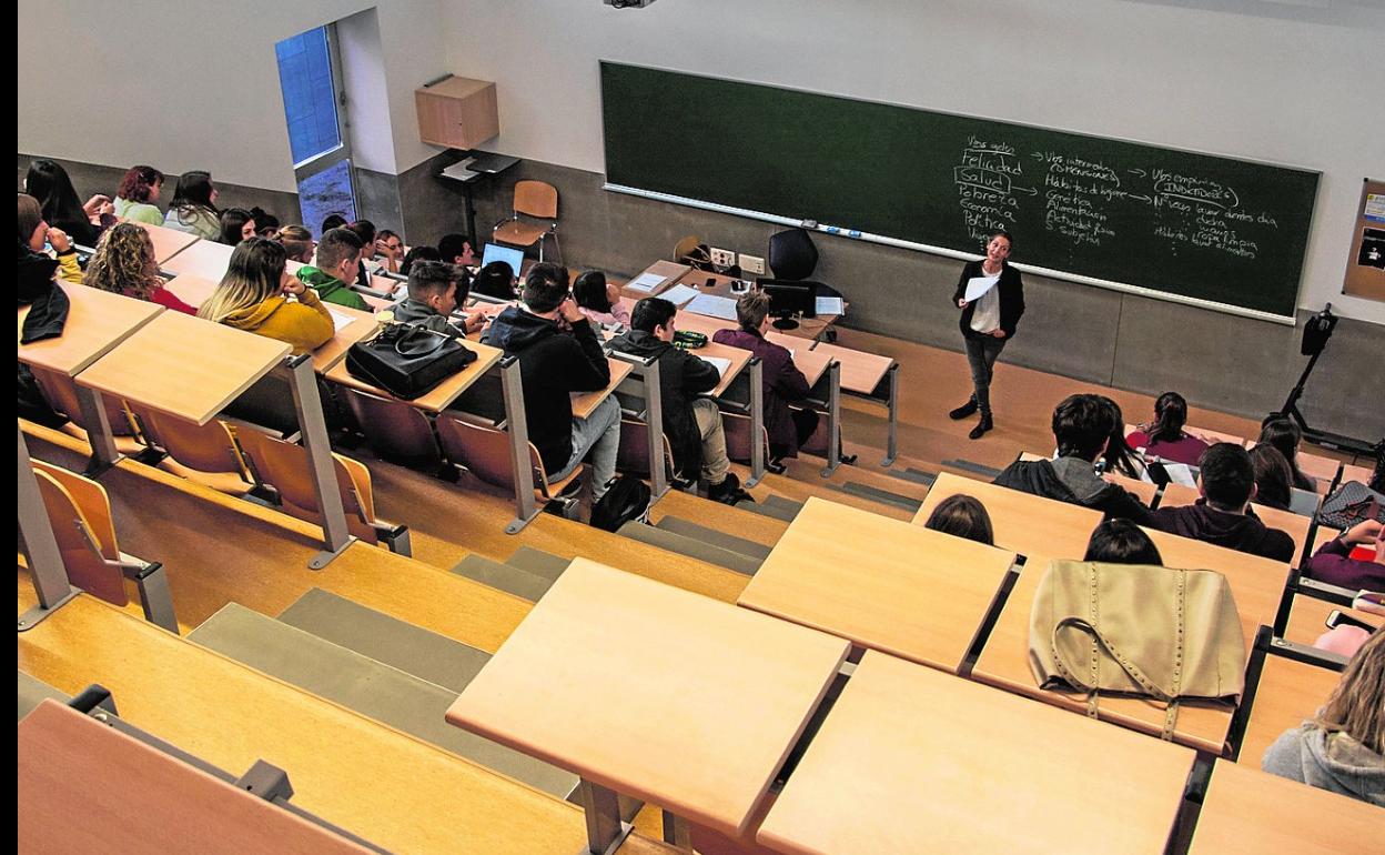 Estudios Sociales apuesta por la internacionalización en la formación