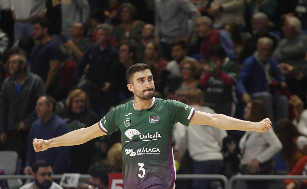 Jaime Fernández, tras un triple el sábado al Herbalife Gran Canaria. 