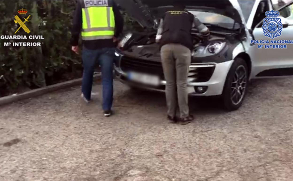 Uno de los vehículos recuperados.