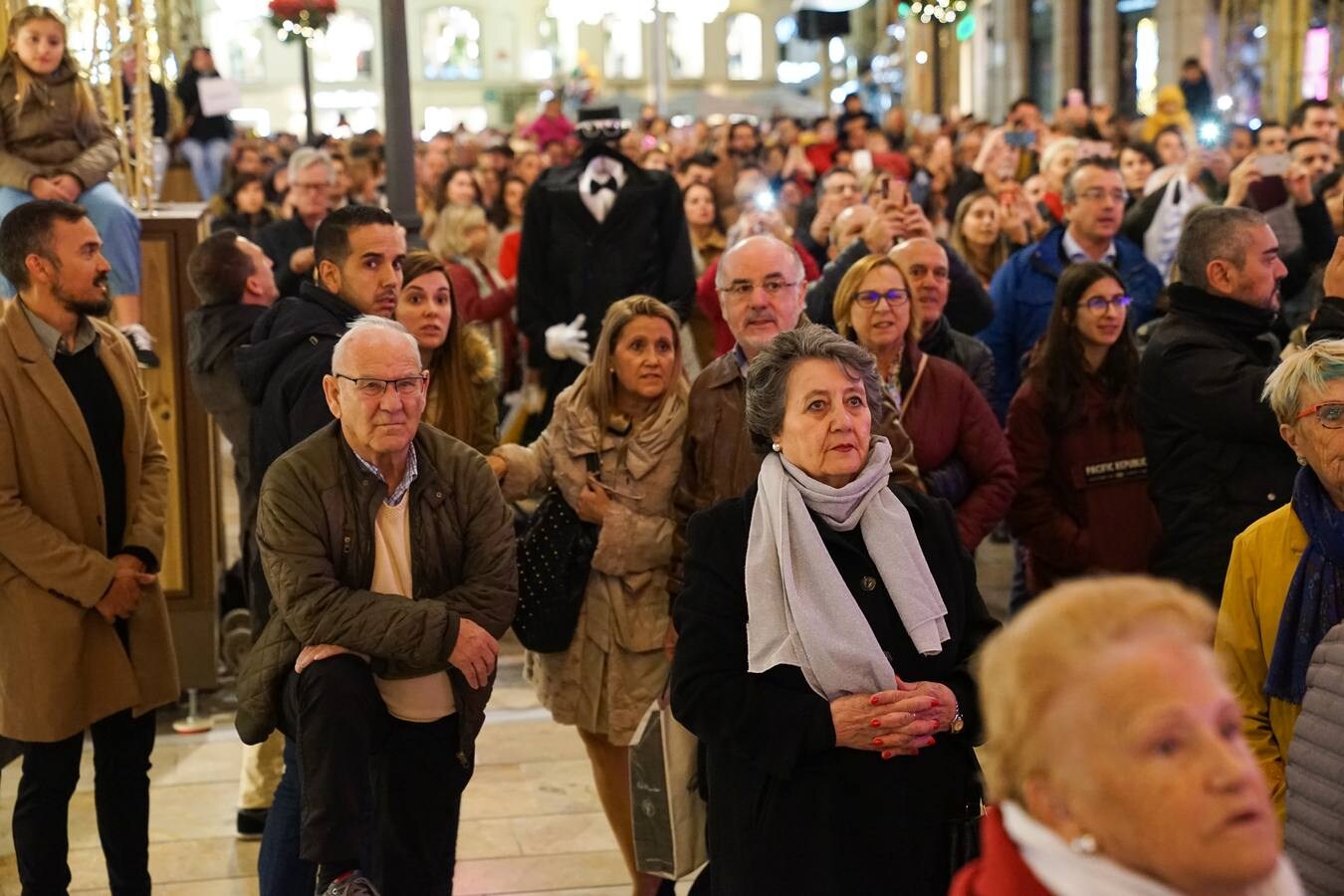 Miles de personas han asistido ya al espectáculo de luces del Centro de Málaga