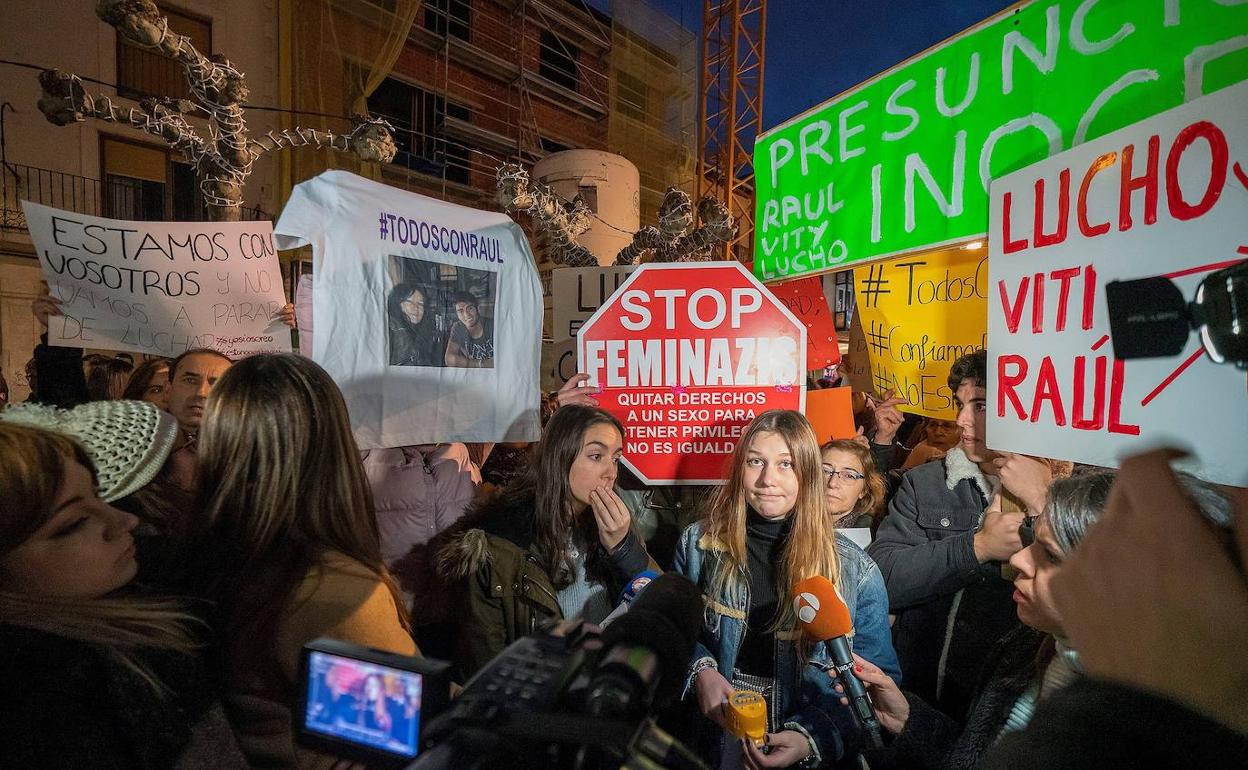 Manifestación contra la sentencia del 'caso Arandina' convocada por familiares y amigos de los condenados.