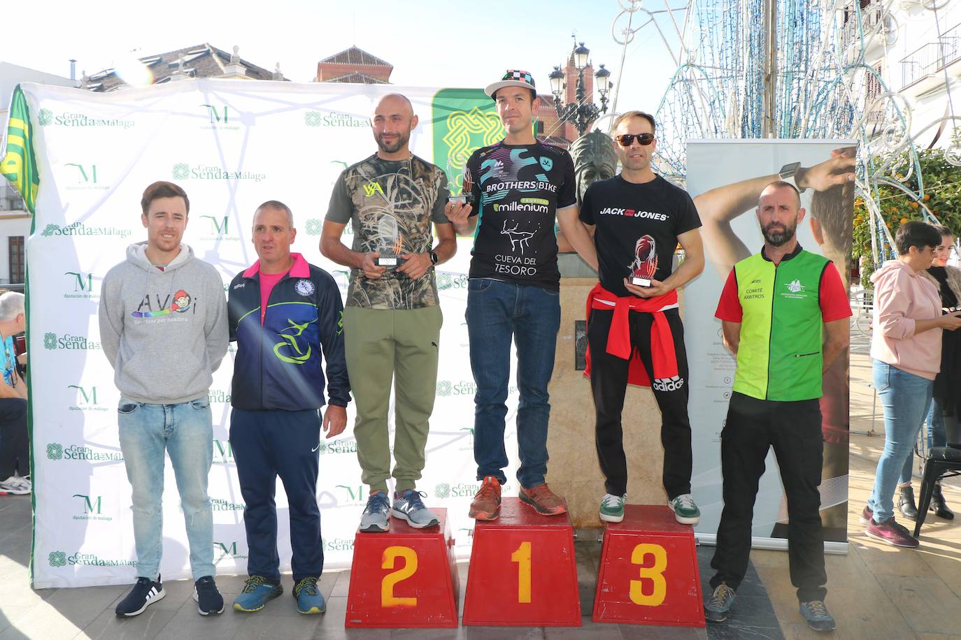 Las mejores imágenes del IV Almanzor Trail de Torrox