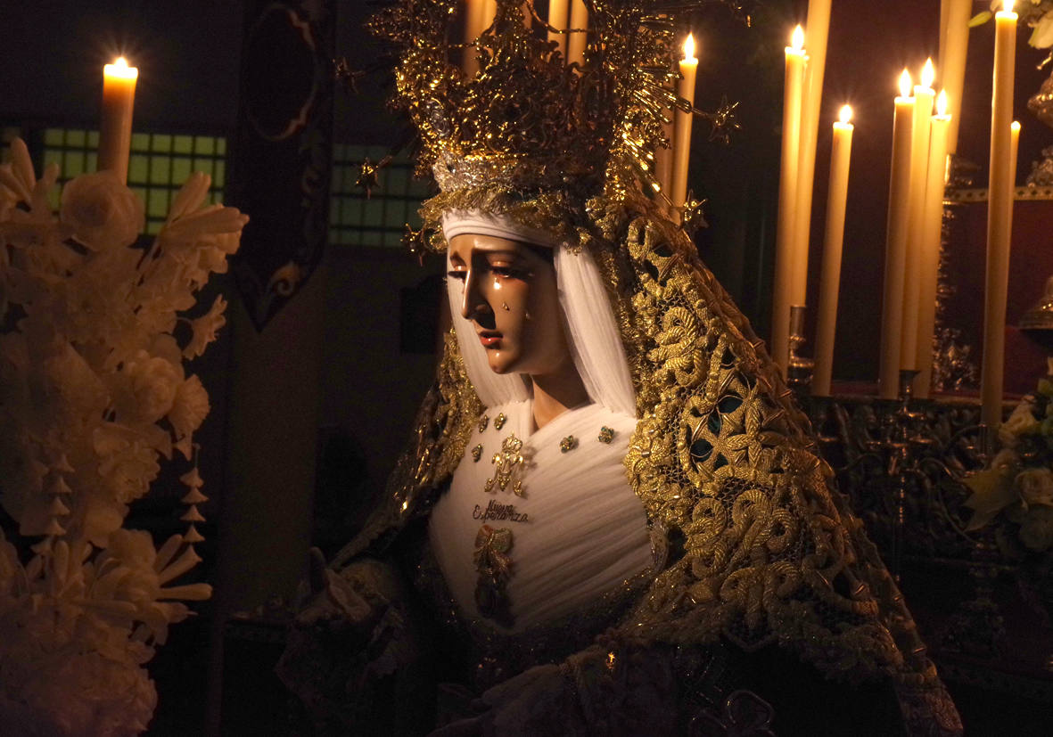 Virgen de Nueva Esperanza con motivo de su festividad.