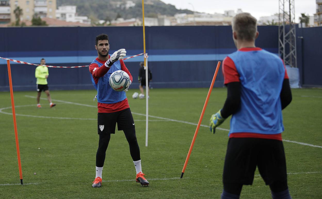 Munir, en el entrenamiento de ayer en La Rosaleda. 