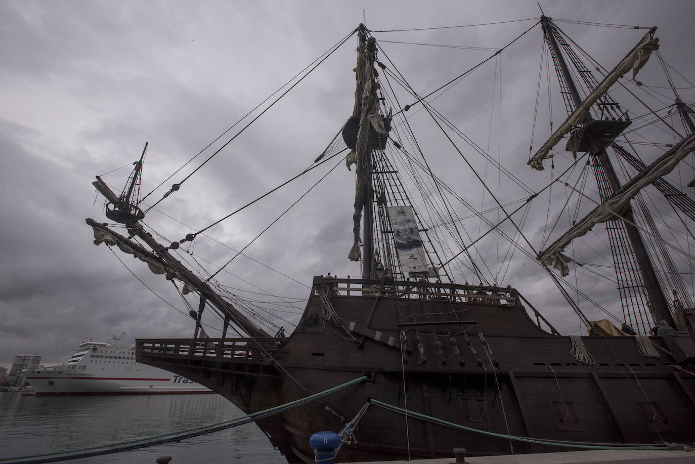 El navío ya está atracado en el Muelle Uno del Puerto, donde estará hasta el próximo 12 de enero y podrá visitarse