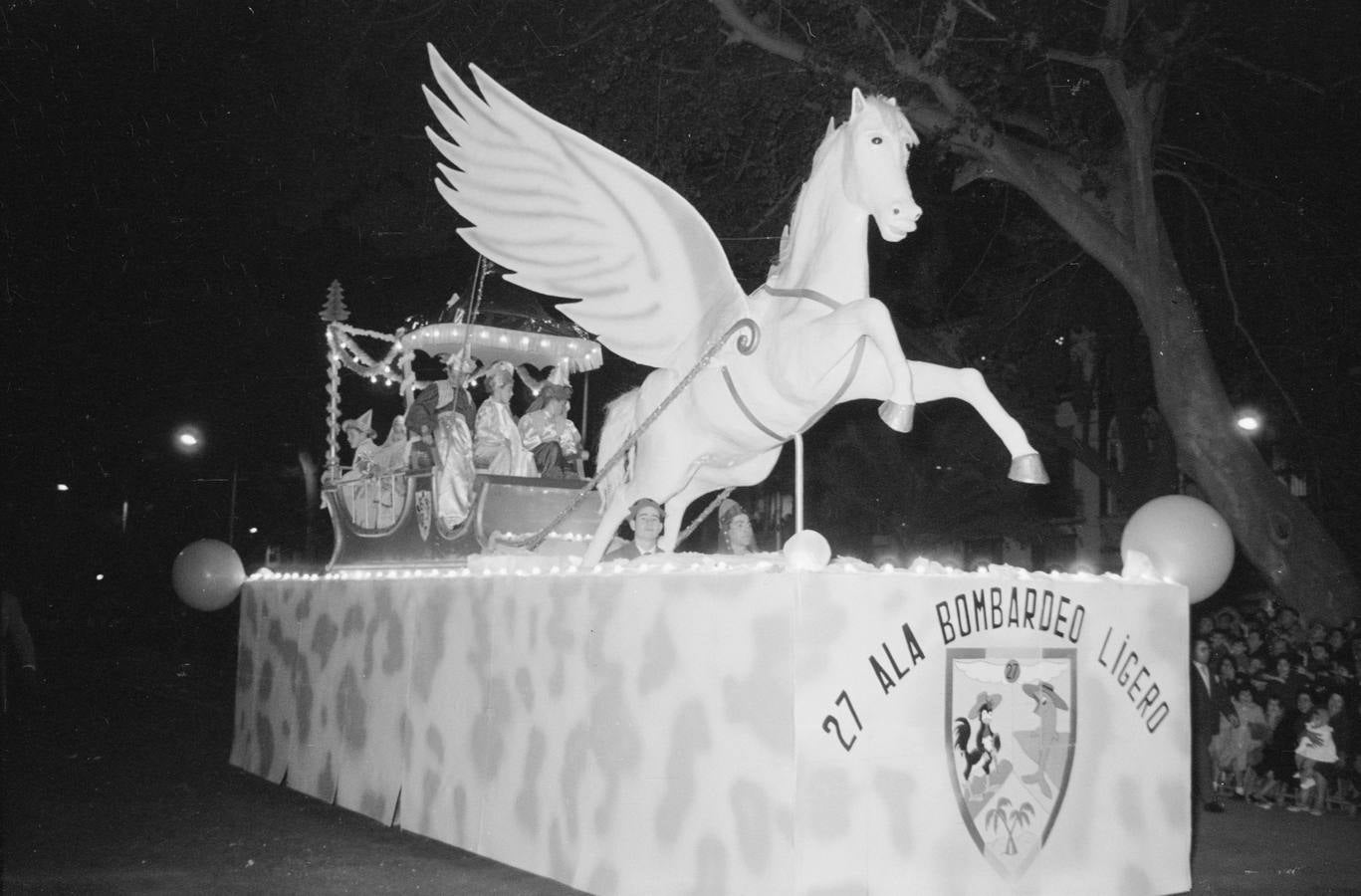 Alameda, cabalgata de Reyes. Enero, 1961 .