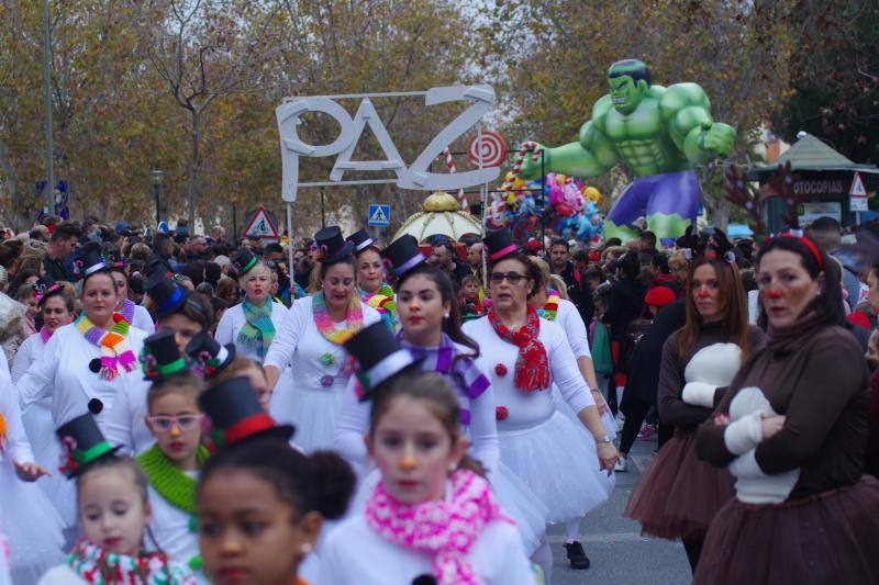 Los Reyes han paseado en camello por el barrio. 