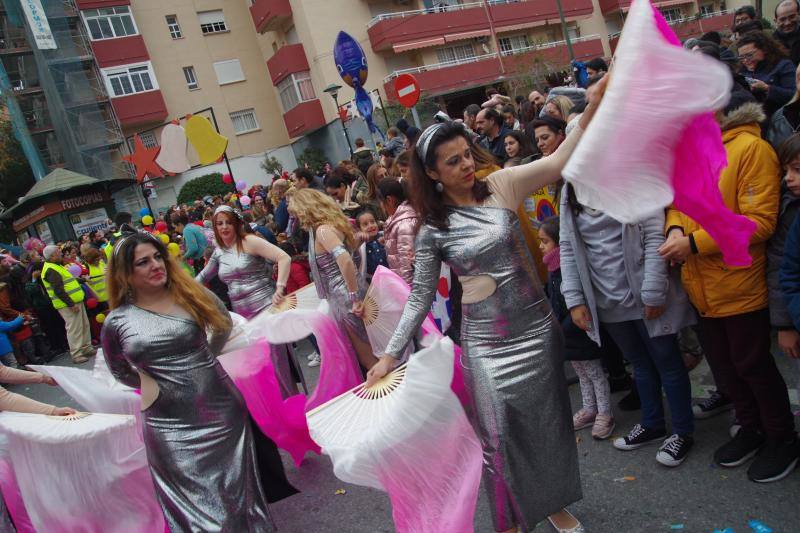 Los Reyes han paseado en camello por el barrio. 