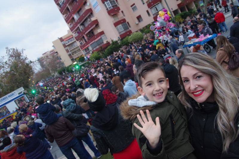 Los Reyes han paseado en camello por el barrio. 