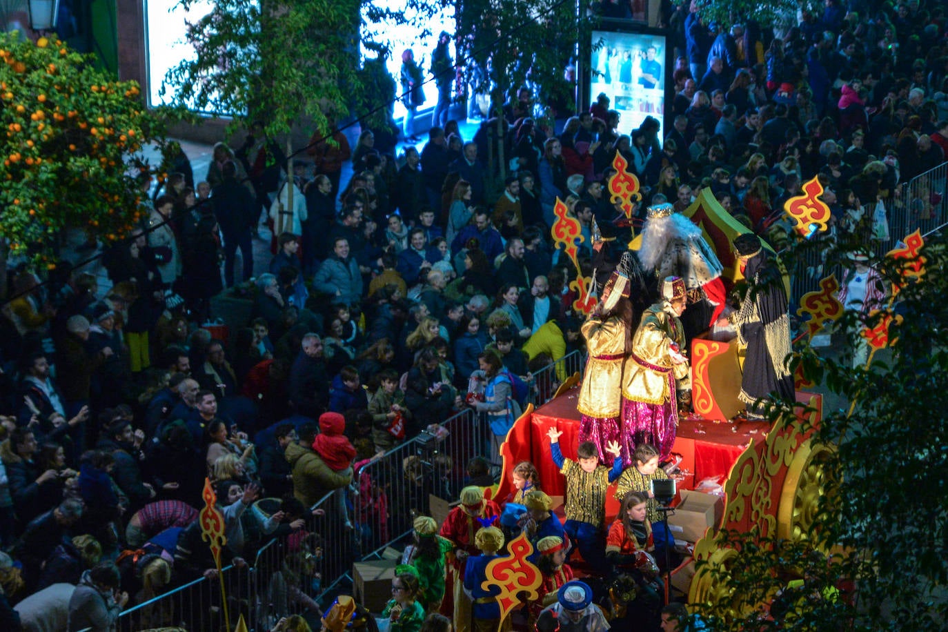 Desfile de Sus Majestades en Marbella.