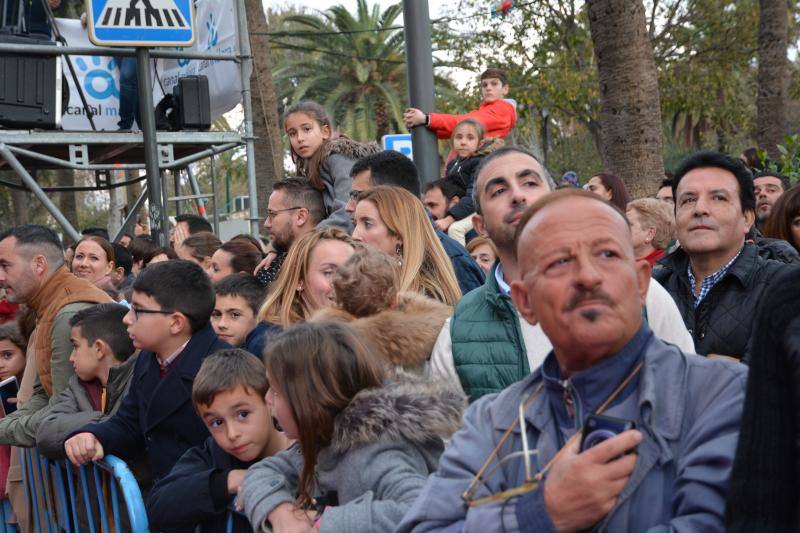 Asistentes a la Cabalgata de Reyes Magos de este año en Málaga capital. 