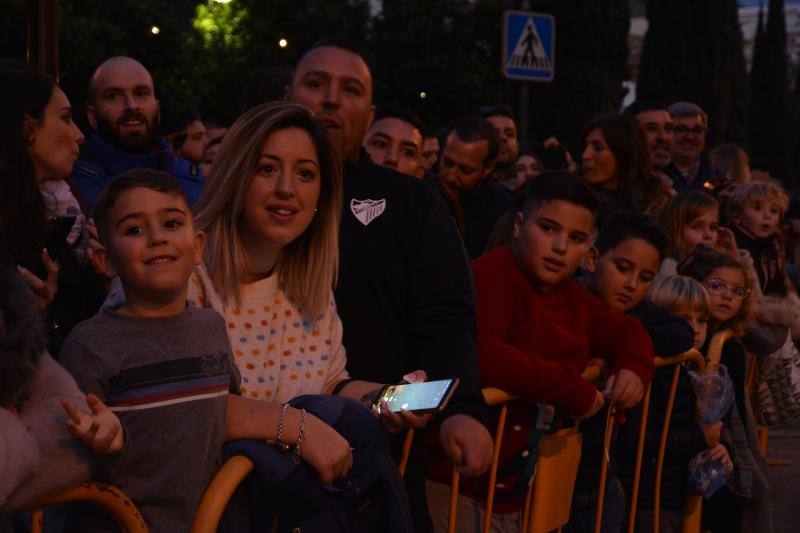 Asistentes a la Cabalgata de Reyes Magos de este año en Málaga capital. 
