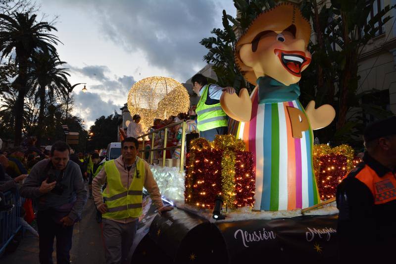 Asistentes a la Cabalgata de Reyes Magos de este año en Málaga capital. 