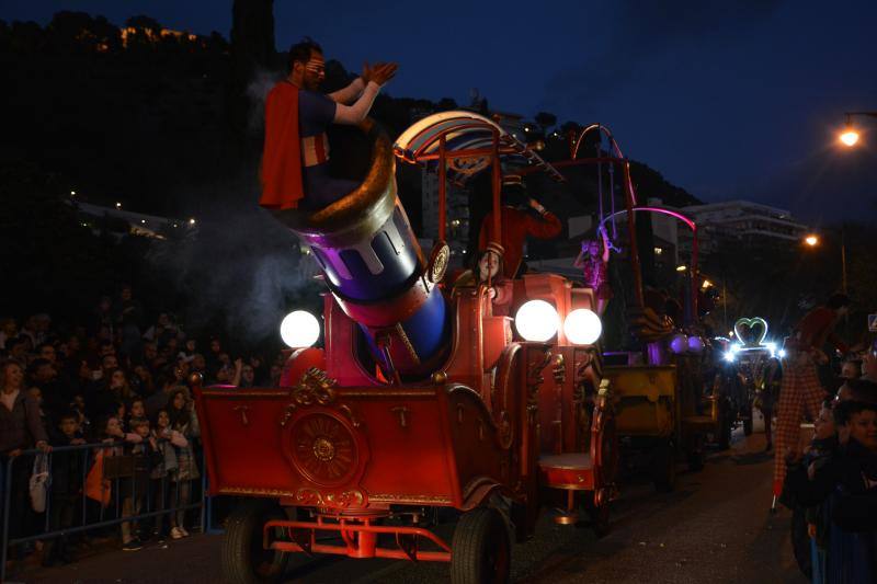 Asistentes a la Cabalgata de Reyes Magos de este año en Málaga capital. 