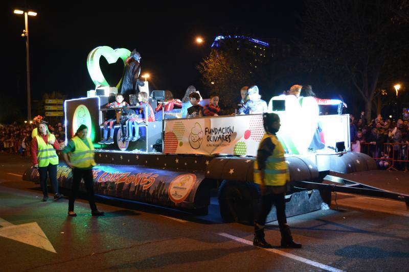 Asistentes a la Cabalgata de Reyes Magos de este año en Málaga capital. 