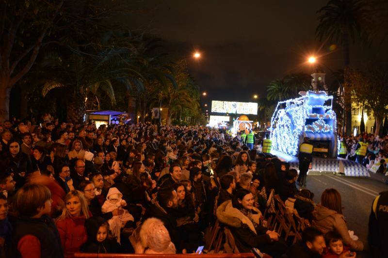 Asistentes a la Cabalgata de Reyes Magos de este año en Málaga capital. 