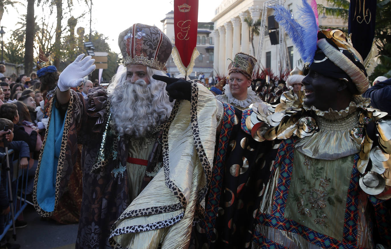 Asistentes a la Cabalgata de Reyes Magos de este año en Málaga capital. 
