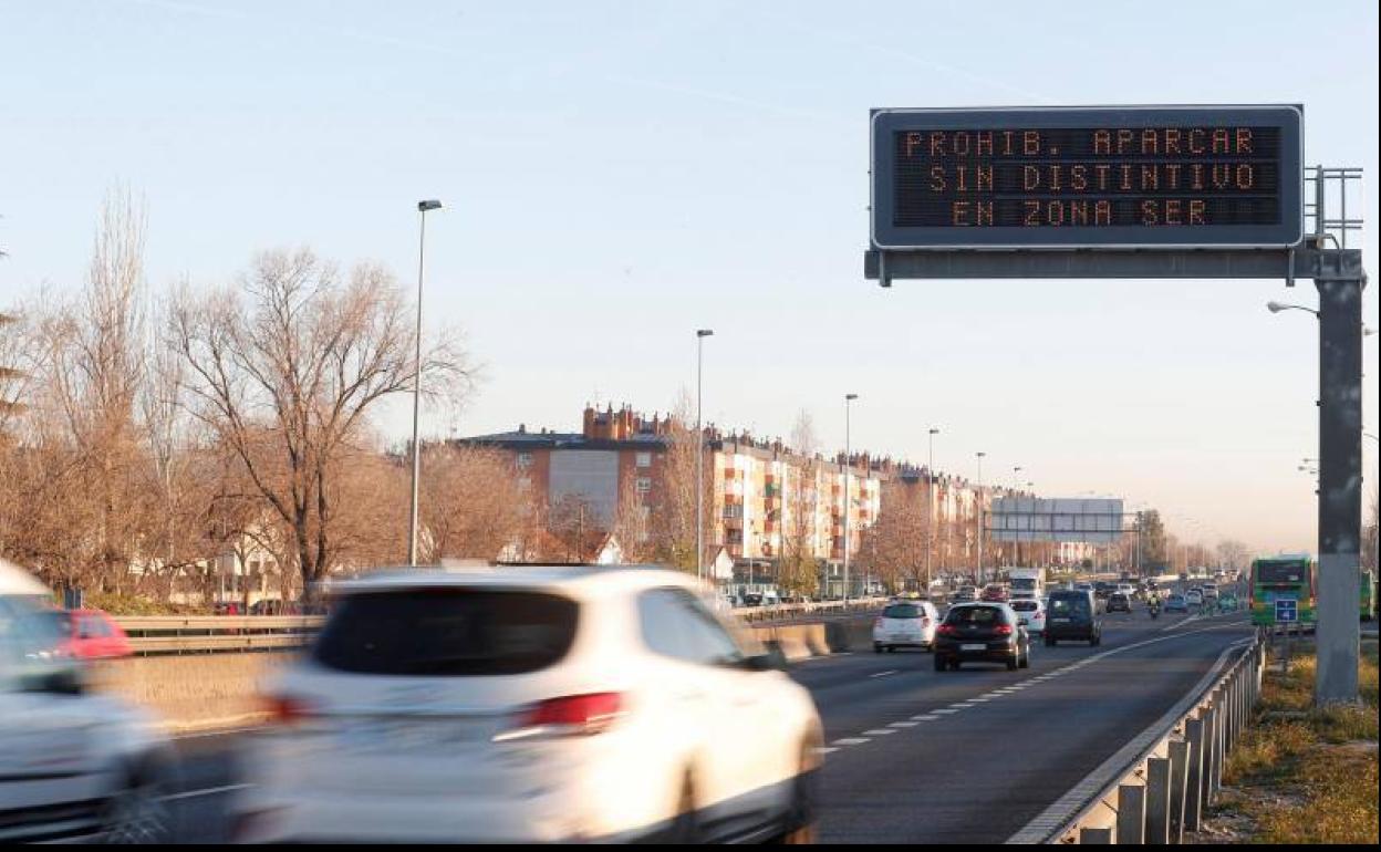 Todo lo que tienes que saber de las restricciones de tráfico si viajas en coche en Madrid
