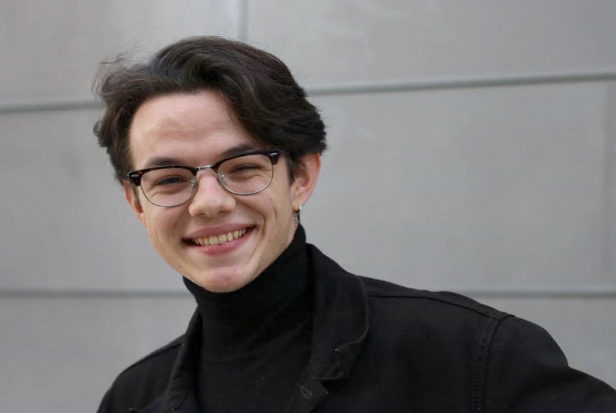 Flavio, 19 años. Murcia.