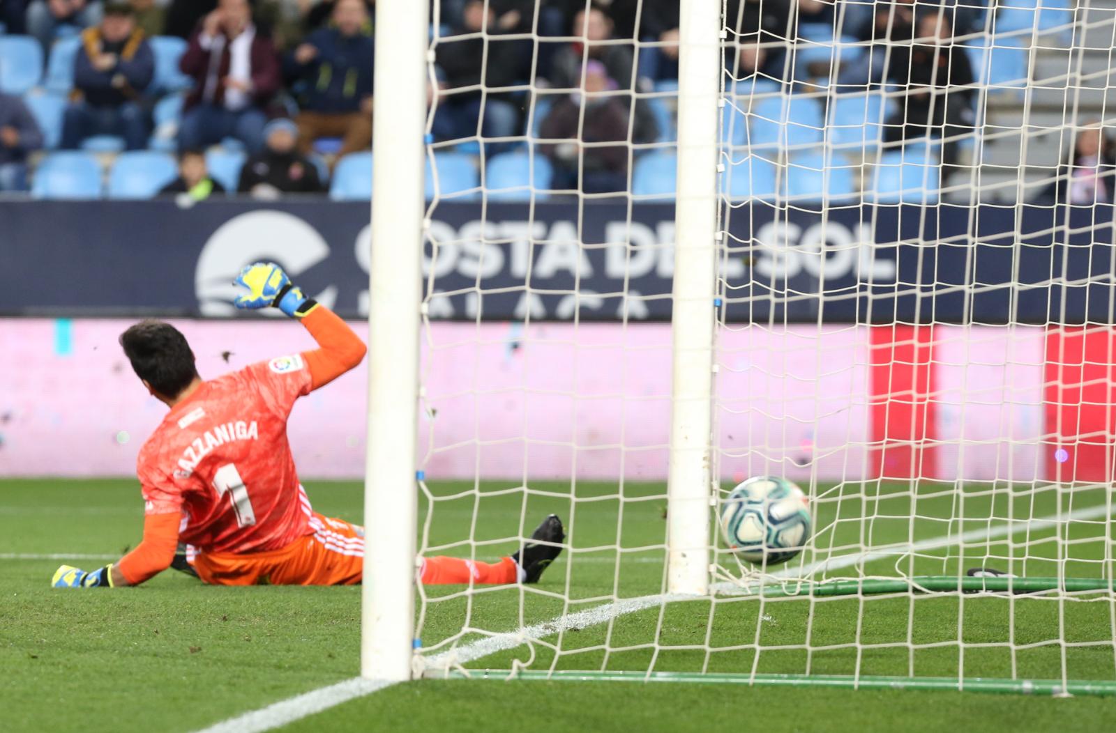 El nuevo entrenador, Sergio Pellicer, debutaba en La Rosaleda