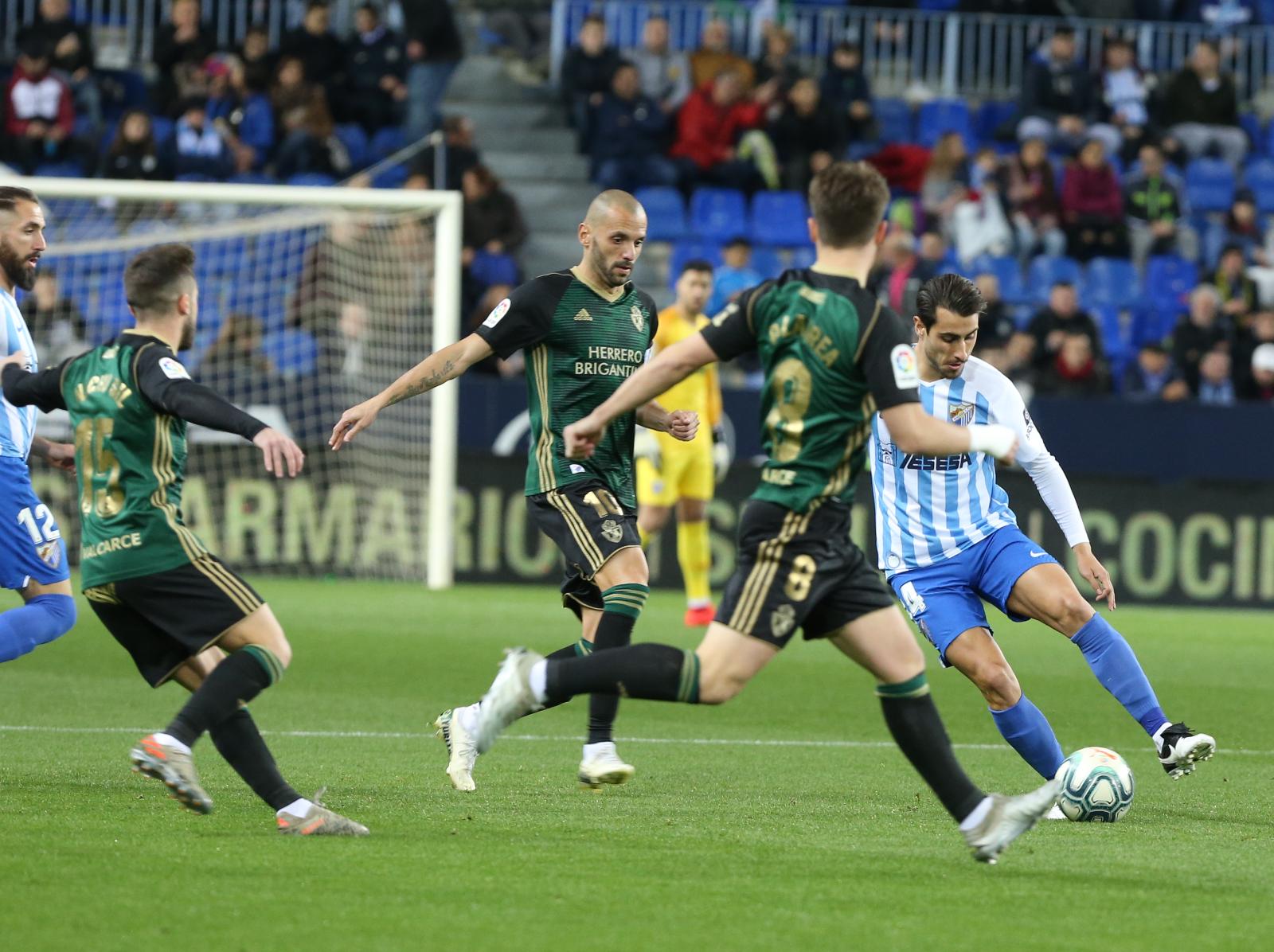 El nuevo entrenador, Sergio Pellicer, debutaba en La Rosaleda