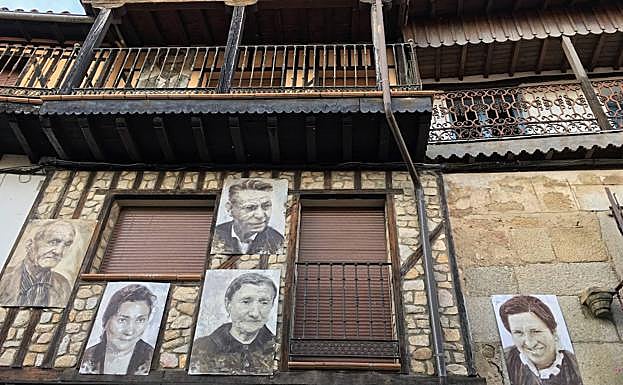 Una de las fachadas de Mogarraz, Salamanda.