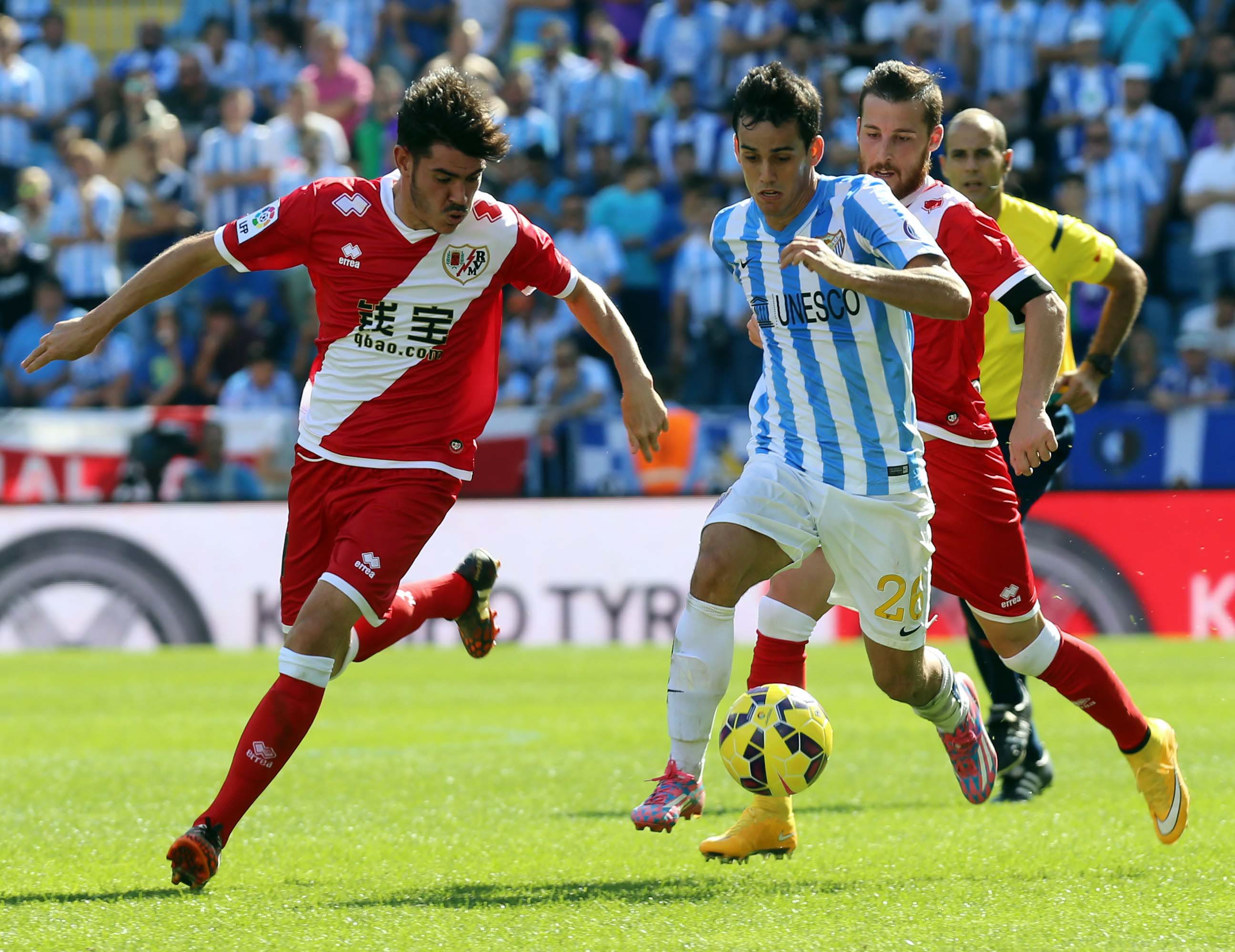 Repasamos los últimos diez años de Juanmi en imágenes. El malagueño es el segundo jugador más joven de la historia del club blanquiazul en debutar en Liga y Copa, sólo por detrás de Fabrice Olinga.