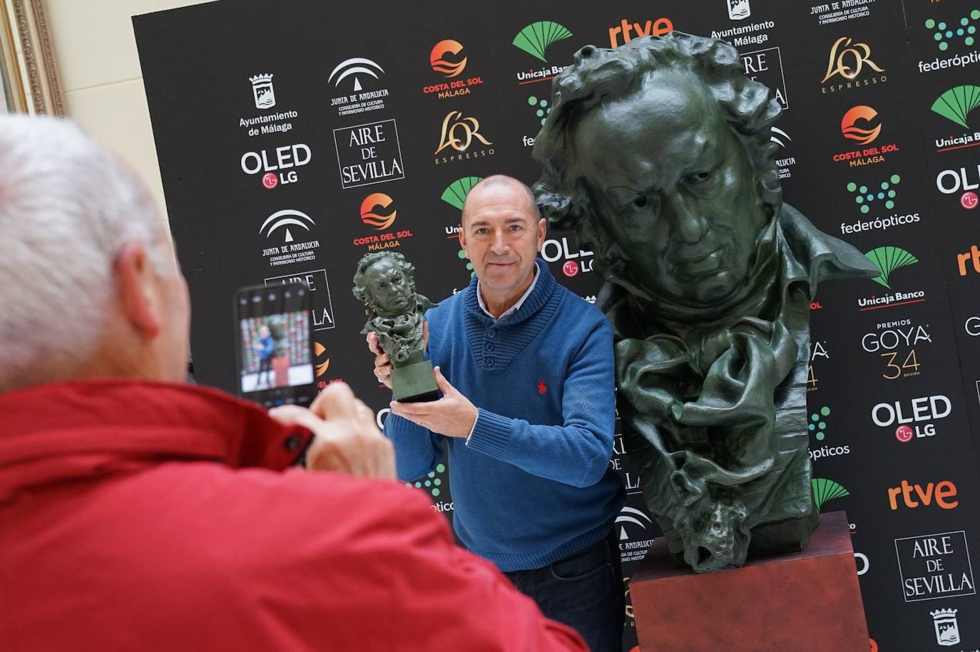 Fotos: Fotografíate con la estatuilla de los Goya en el Ayuntamiento de Málaga hasta el 24 de enero