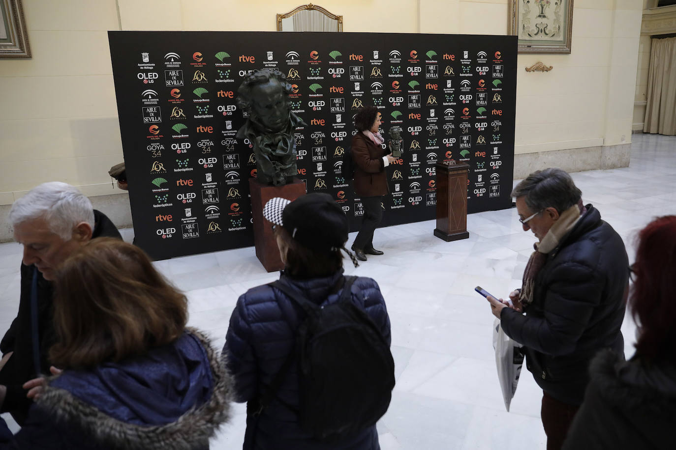 Fotos: Fotografíate con la estatuilla de los Goya en el Ayuntamiento de Málaga hasta el 24 de enero